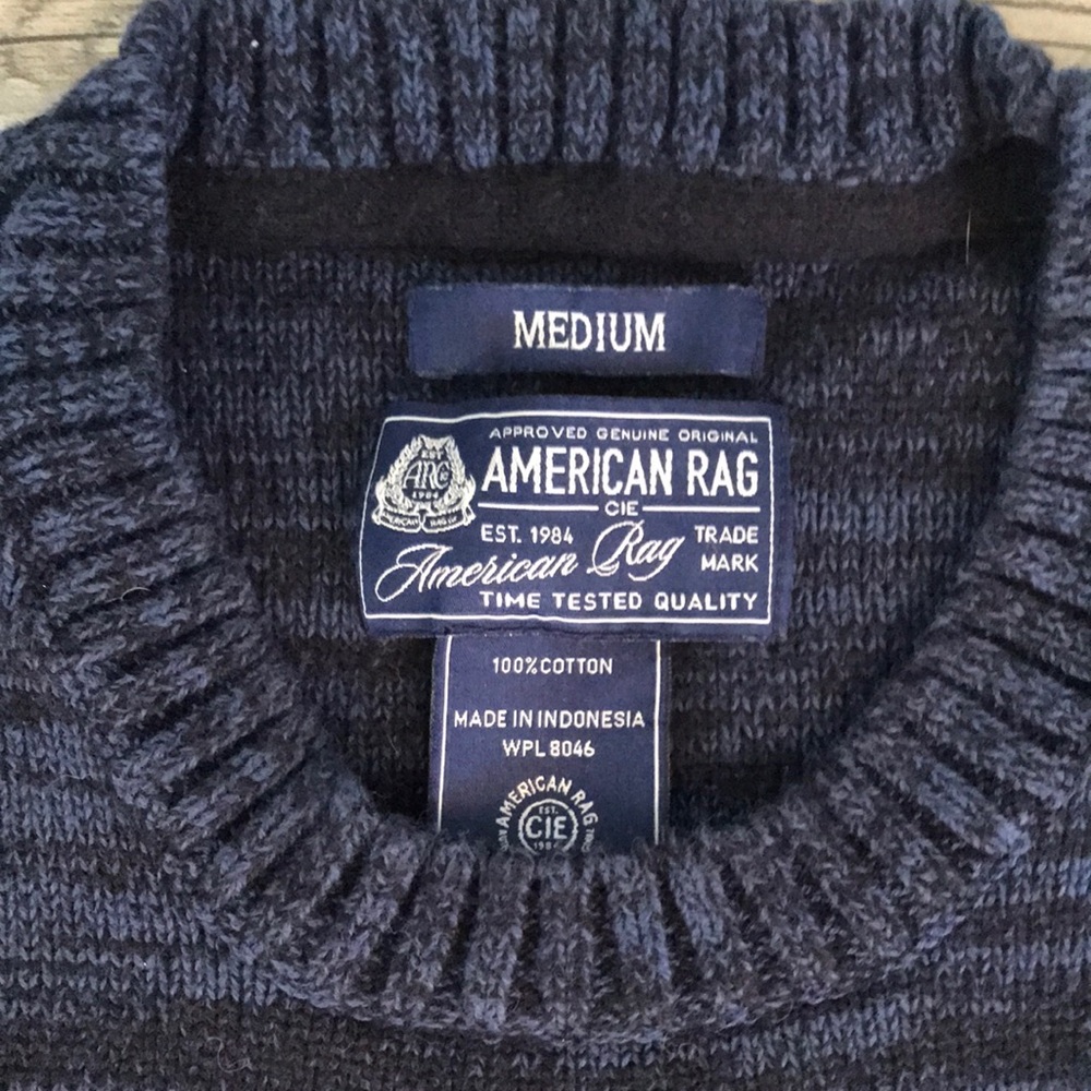Sweater - Picture 2 of 2